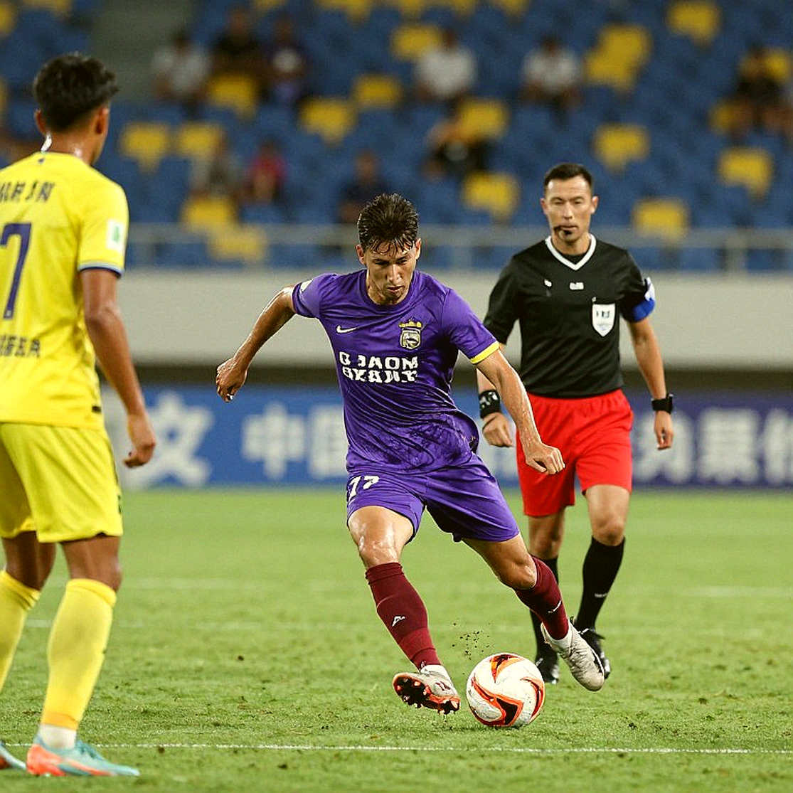 Khoảng trống bên cánh trái: Mười lăm năm Serie A dạy trẻ đảo cánh, và cái giá chưa ai trả Khoảng trống bên cánh trái: Mười lăm năm Serie A dạy trẻ đảo cánh, và cái giá chưa ai trả