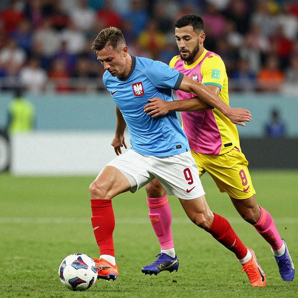 Liverpool and the 'Quality over Quantity' Gamble: Masterstroke or High-Stakes Risk? Liverpool and the 'Quality over Quantity' Gamble: Masterstroke or High-Stakes Risk?