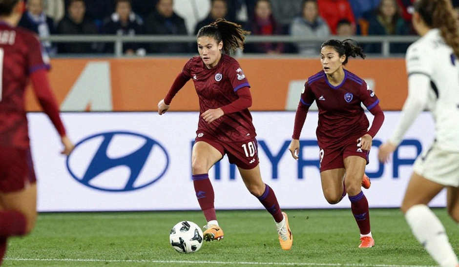 Đọc lại điều lệ ngoại binh V.League 2026/27: Bốn suất trên sân và khoảng lặng của tiền đạo nội Đọc lại điều lệ ngoại binh V.League 2026/27: Bốn suất trên sân và khoảng lặng của tiền đạo nội