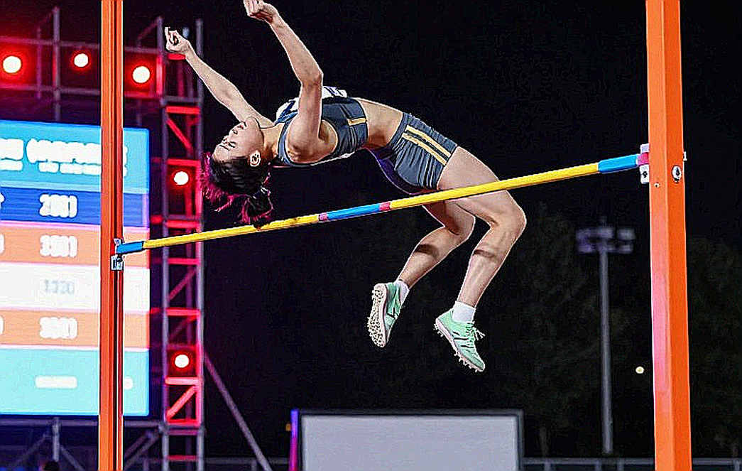 Amy Hunt: 22,16 giây ở Brussels – đường cong hoàn hảo và câu hỏi cho đêm chạy 100m Amy Hunt: 22,16 giây ở Brussels – đường cong hoàn hảo và câu hỏi cho đêm chạy 100m