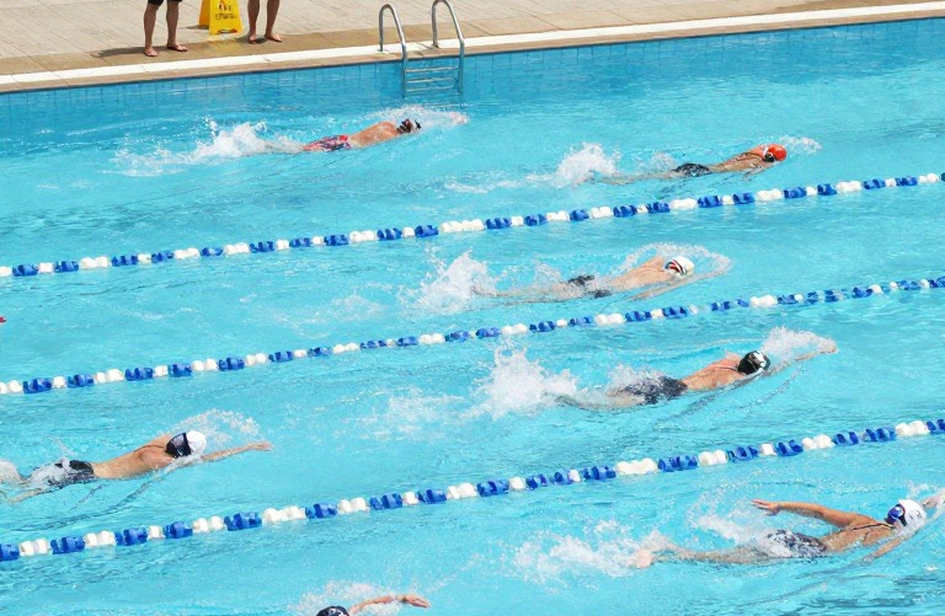 Arizona Smith chọn Florida 2028: bản đồ tốc độ của một sprinter nằm ở những cú chạm thành