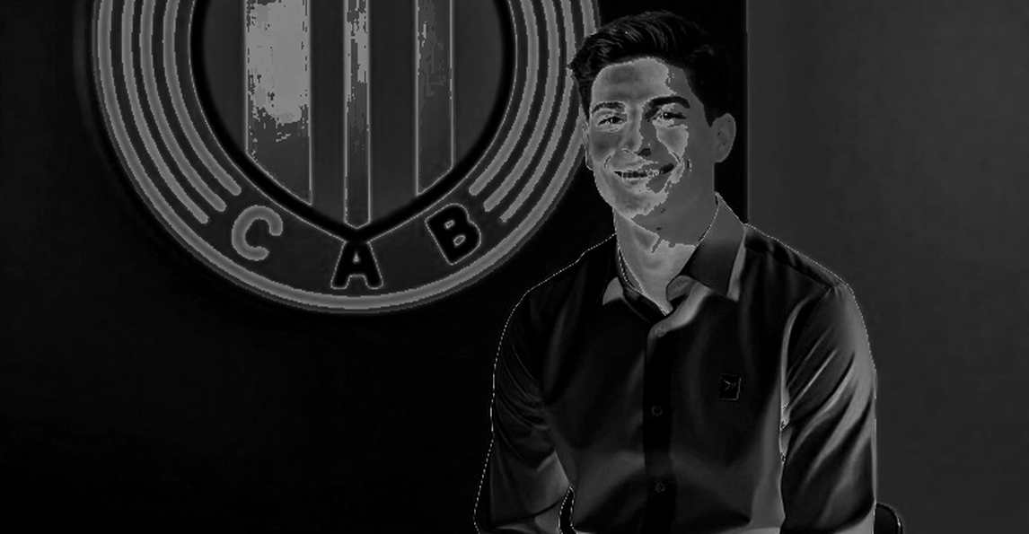 Olaha Mạnh Đức và Williams Minh Hoàng nhập tịch: Suất ngoại binh, hai đường cong tuổi và khe cửa FIFA chưa ai gọi tên Olaha Mạnh Đức và Williams Minh Hoàng nhập tịch: Suất ngoại binh, hai đường cong tuổi và khe cửa FIFA chưa ai gọi tên