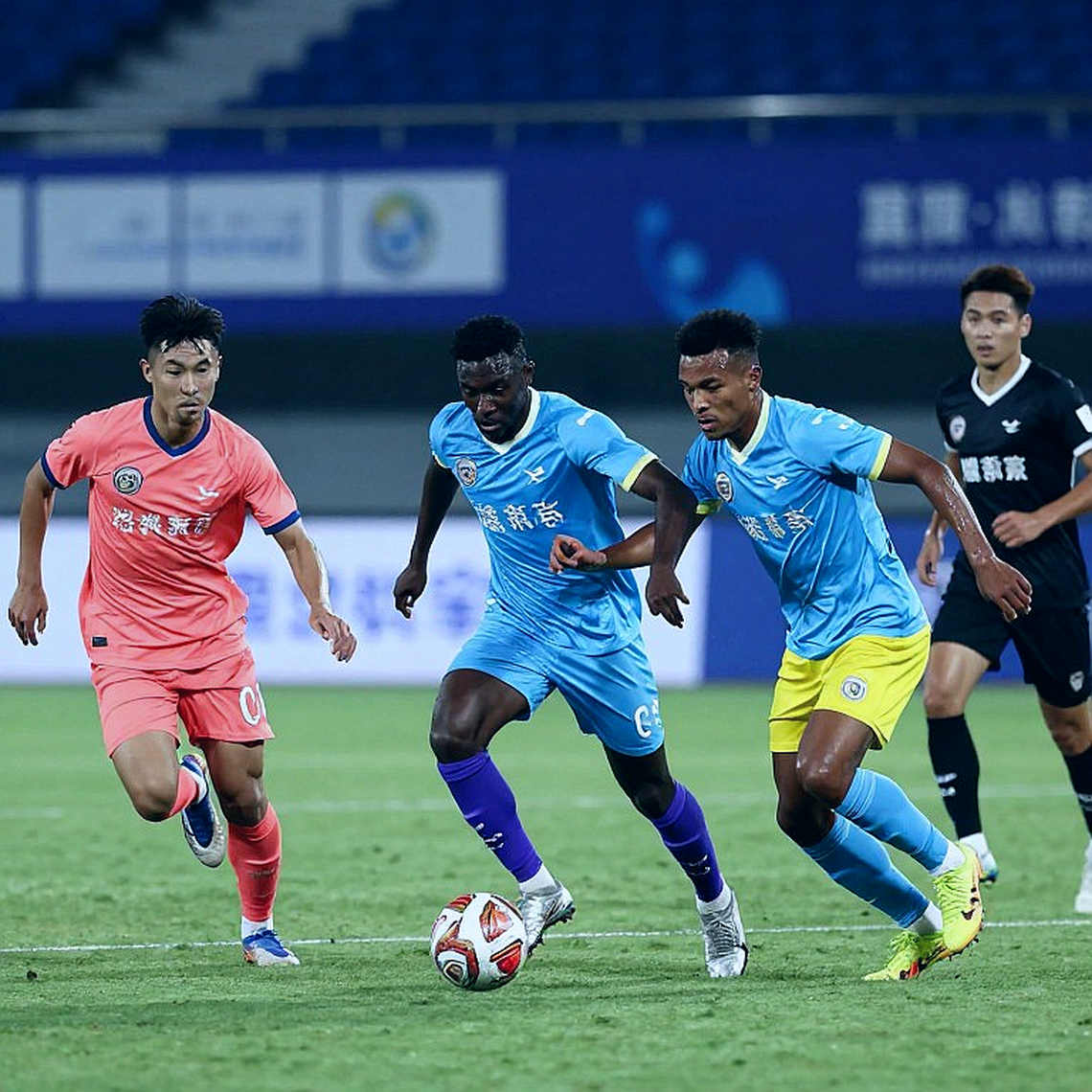 Nhận định CAHN vs Kashima Antlers: Kế hoạch thực dụng và bài toán mang tên hàng thủ Nhận định CAHN vs Kashima Antlers: Kế hoạch thực dụng và bài toán mang tên hàng thủ