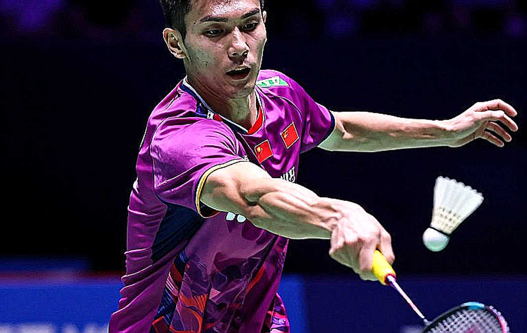 Lakshya Sen thua Loh Kean Yew ở ván ba: lợi thế sớm và cái giá của một khoảnh khắc mất nhịp Lakshya Sen thua Loh Kean Yew ở ván ba: lợi thế sớm và cái giá của một khoảnh khắc mất nhịp