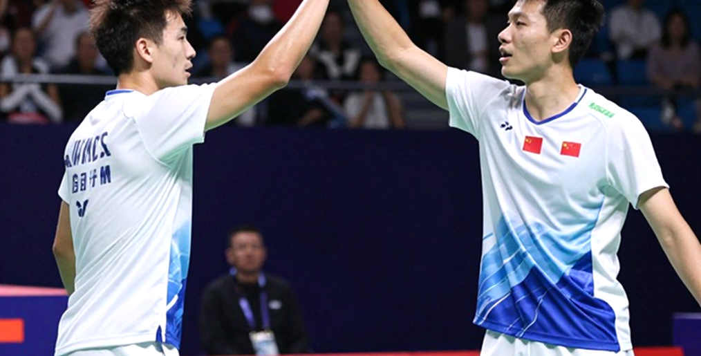 Sindhu thắng Akechi sau ba ván, thẳng tiến chung kết Pháp Mở rộng 2026