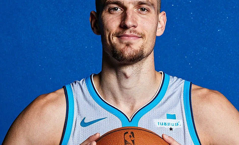 Zalgiris Ký Jonas Valanciunas: Thương Vụ Chuyển Nhượng Litva Và Rủi Ro Chấn Thương Đột Ngột Zalgiris Ký Jonas Valanciunas: Thương Vụ Chuyển Nhượng Litva Và Rủi Ro Chấn Thương Đột Ngột