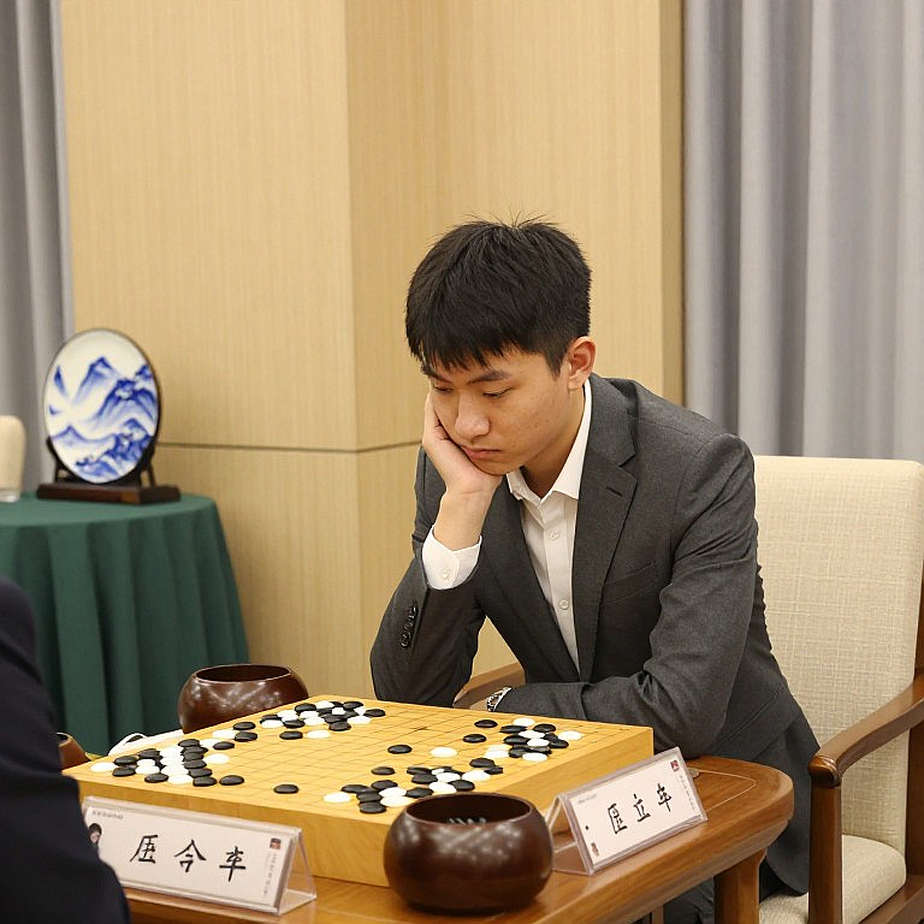 Giải Cờ Vua Toàn Cầu 2026: Carlsen Trở Lại, Ấn Độ Cất Cánh, Và Bài Toán Lịch Thi Đấu Giải Cờ Vua Toàn Cầu 2026: Carlsen Trở Lại, Ấn Độ Cất Cánh, Và Bài Toán Lịch Thi Đấu