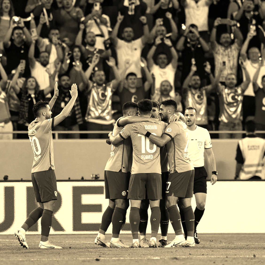 U17 Việt Nam lần đầu dự World Cup: nhịp chuẩn bị của thầy Cristiano Roland U17 Việt Nam lần đầu dự World Cup: nhịp chuẩn bị của thầy Cristiano Roland