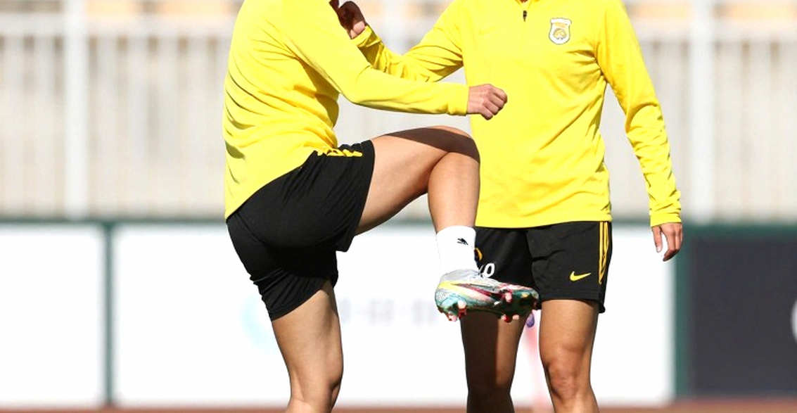 Zidane dẫn dắt tuyển Pháp: Huyền thoại bước lên ghế nóng, nỗi ám ảnh mang tên kỳ vọng