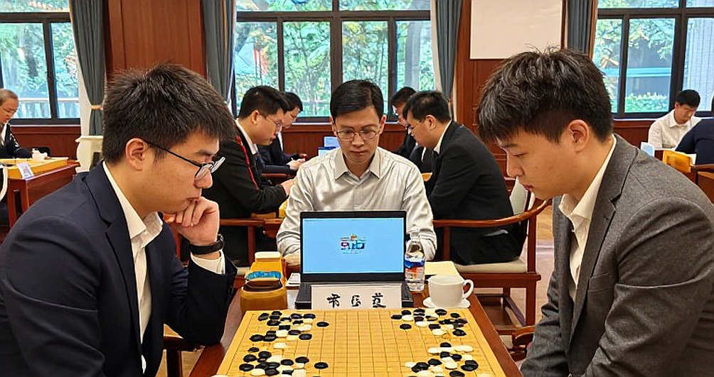Khi tài liệu nguồn trống: Một phóng viên thể thao có được phép gõ nhịp bừa? Khi tài liệu nguồn trống: Một phóng viên thể thao có được phép gõ nhịp bừa?