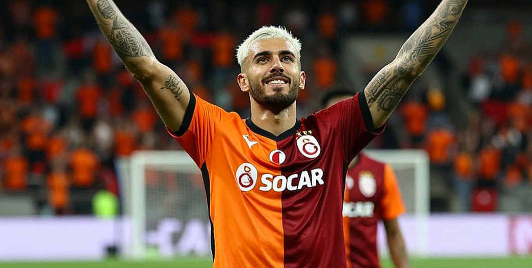 Cú bắt tay mang 'chút sắc màu Brazil': Alexandre Pato chính thức được duyệt mua cổ phần Northampton Town Cú bắt tay mang 'chút sắc màu Brazil': Alexandre Pato chính thức được duyệt mua cổ phần Northampton Town