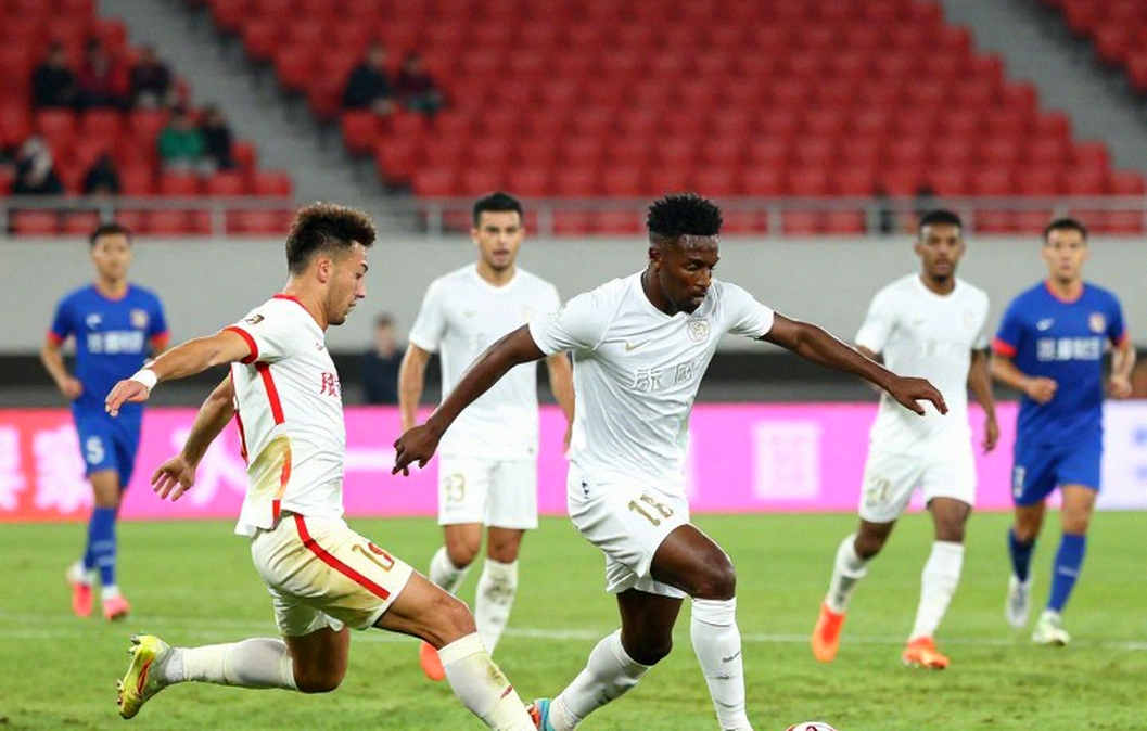 The 0-0 First Half Against China and the Fitness Equation Vietnam's Women's Team Has Not Solved