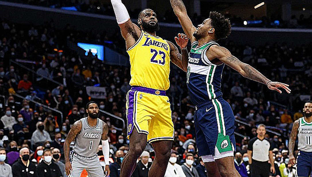 Four Double-Digit Leads Erased: Fenerbahçe and the Art of Protecting a Margin in Abu Dhabi Four Double-Digit Leads Erased: Fenerbahçe and the Art of Protecting a Margin in Abu Dhabi