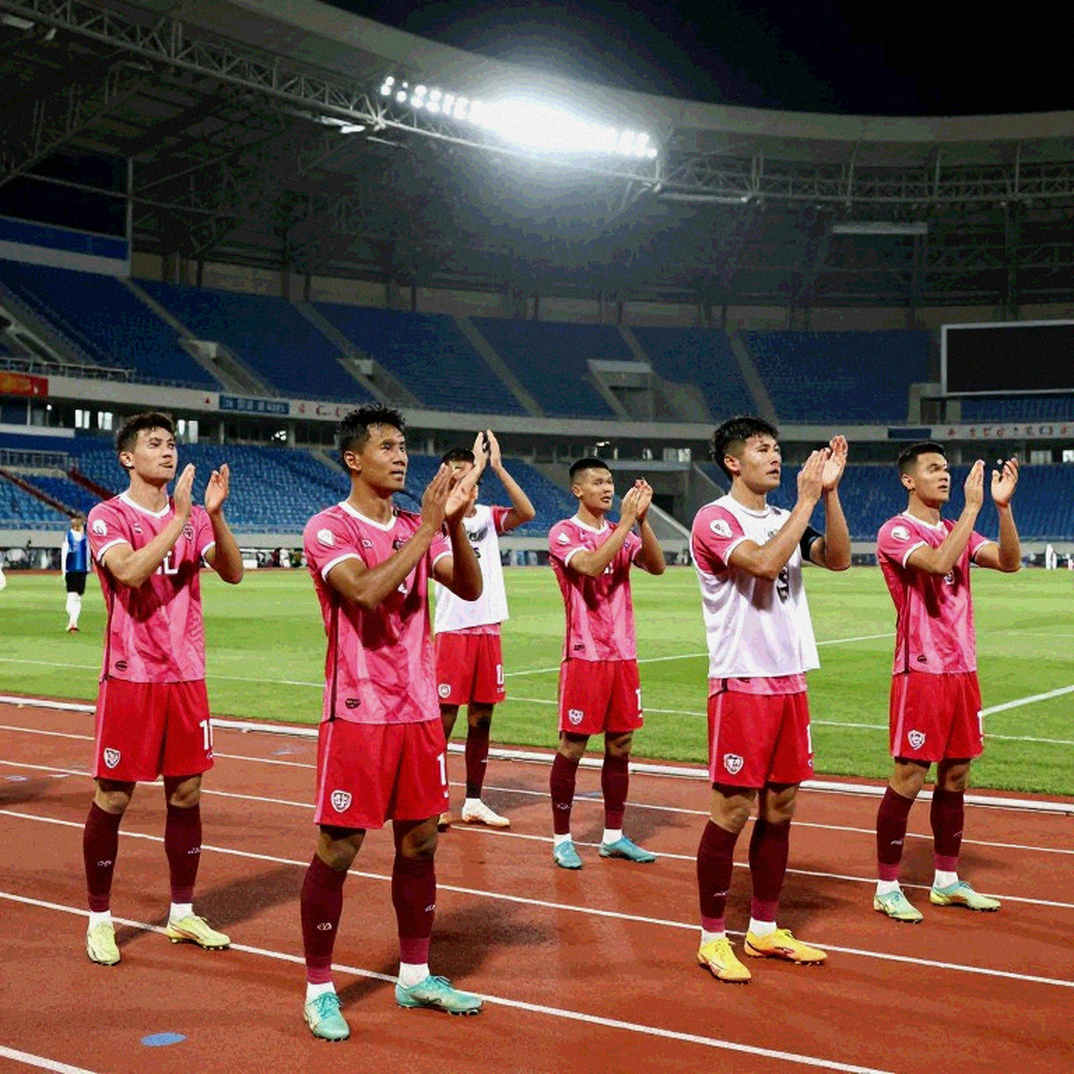 Vietnam U23 2-0 Philippines: The Black Shirt, the 74th Minute, and the Attacking Problem Waiting in Uzbekistan Vietnam U23 2-0 Philippines: The Black Shirt, the 74th Minute, and the Attacking Problem Waiting in Uzbekistan