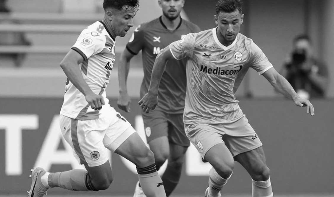 Sundowns bị loại khỏi CAF Champions League: Khi nhà vô địch không còn đường lui Sundowns bị loại khỏi CAF Champions League: Khi nhà vô địch không còn đường lui