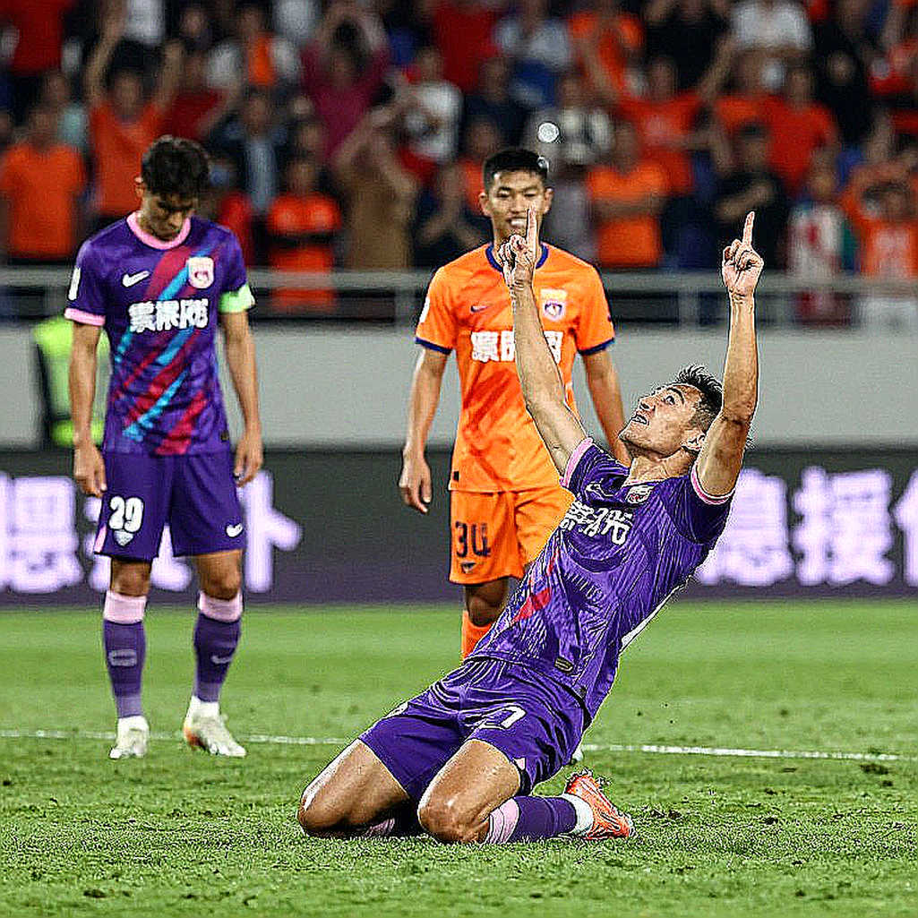 The 2026/27 Super League transfer window closes: 373 deals, 195 foreign players, and a process still waiting for verification The 2026/27 Super League transfer window closes: 373 deals, 195 foreign players, and a process still waiting for verification