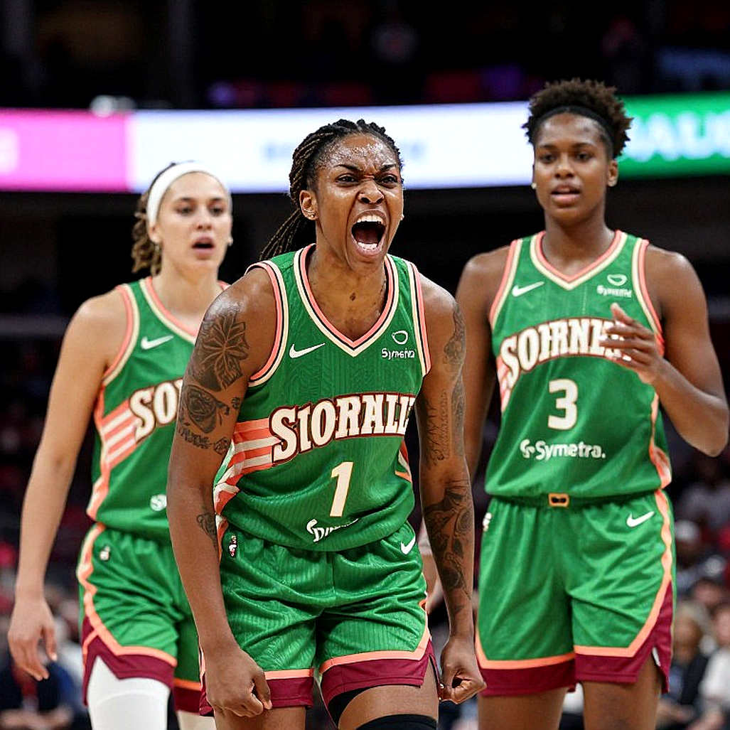 Joan Beringer: When a Pretty Box Score Hides the Truth About a 19-Year-Old Rookie