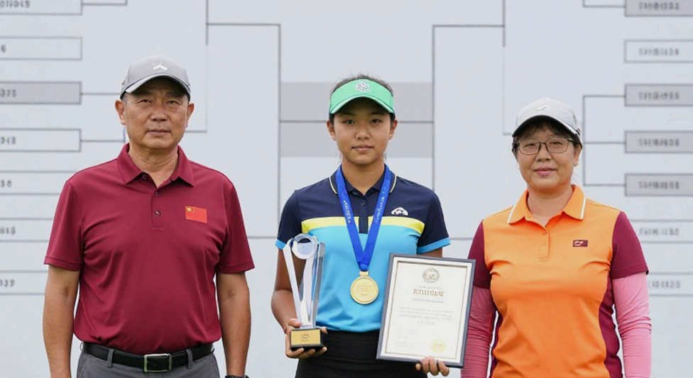 Chín trang báo cáo trống rỗng và cái bẫy im lặng của dữ liệu esports Chín trang báo cáo trống rỗng và cái bẫy im lặng của dữ liệu esports