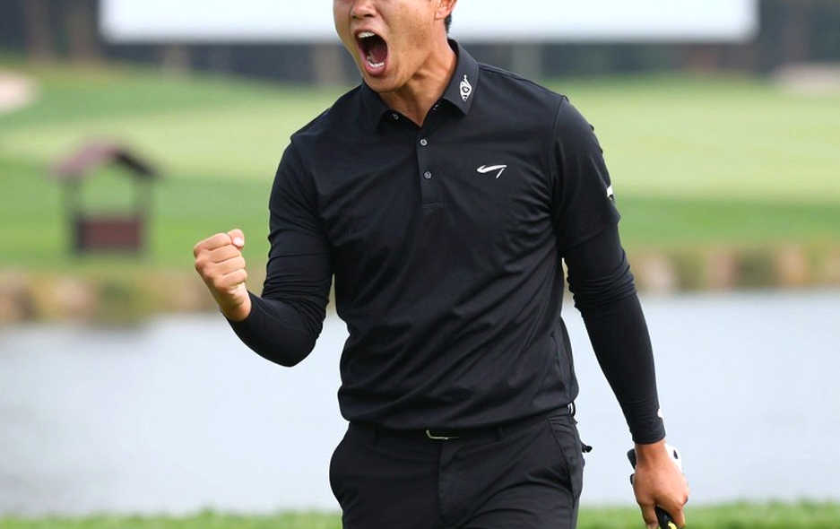 Paul Casey bùng nổ với 63 điểm, dẫn đầu Omega European Masters nhờ charity và sự trở lại ấn tượng Paul Casey bùng nổ với 63 điểm, dẫn đầu Omega European Masters nhờ charity và sự trở lại ấn tượng
