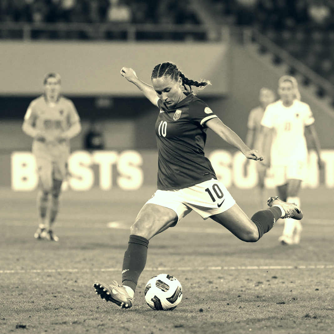 Lautaro Martinez ngồi ngoài trước Parma: Canh bạc xoay tua của Inter trong chuỗi chín trận