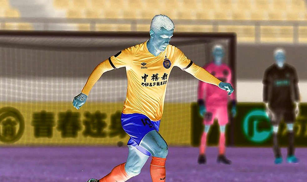 Hai nhịp tim của bóng đá Việt Nam: ánh đèn đội tuyển và khoảng vắng V.League Hai nhịp tim của bóng đá Việt Nam: ánh đèn đội tuyển và khoảng vắng V.League
